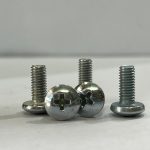 پیچ استوانه چهارسو گل پهن قطر 3 (din7985)